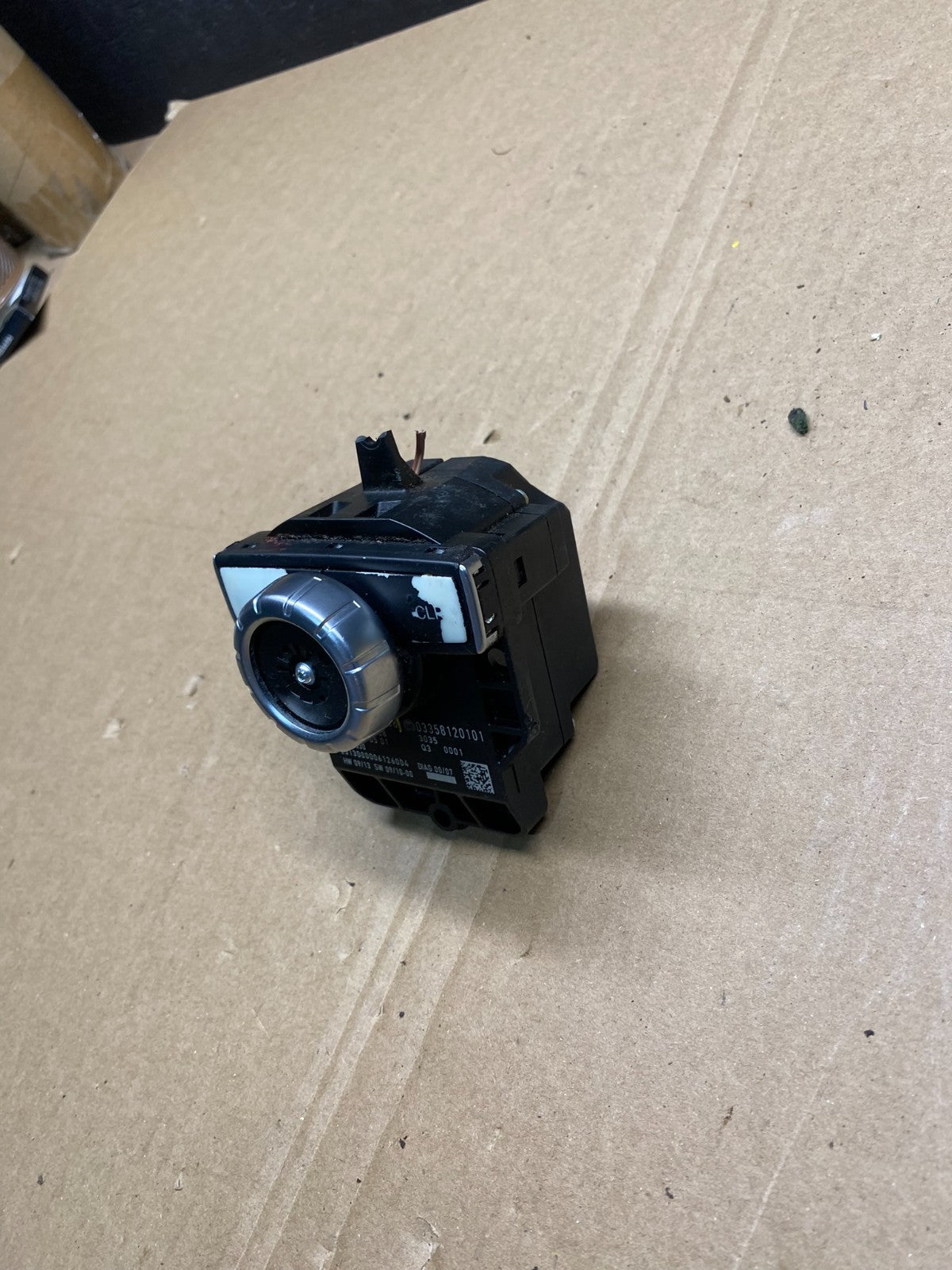 2012-2015 Mercedes E350 C300 C250 Controller Knob Multi Switch t1265 DG2