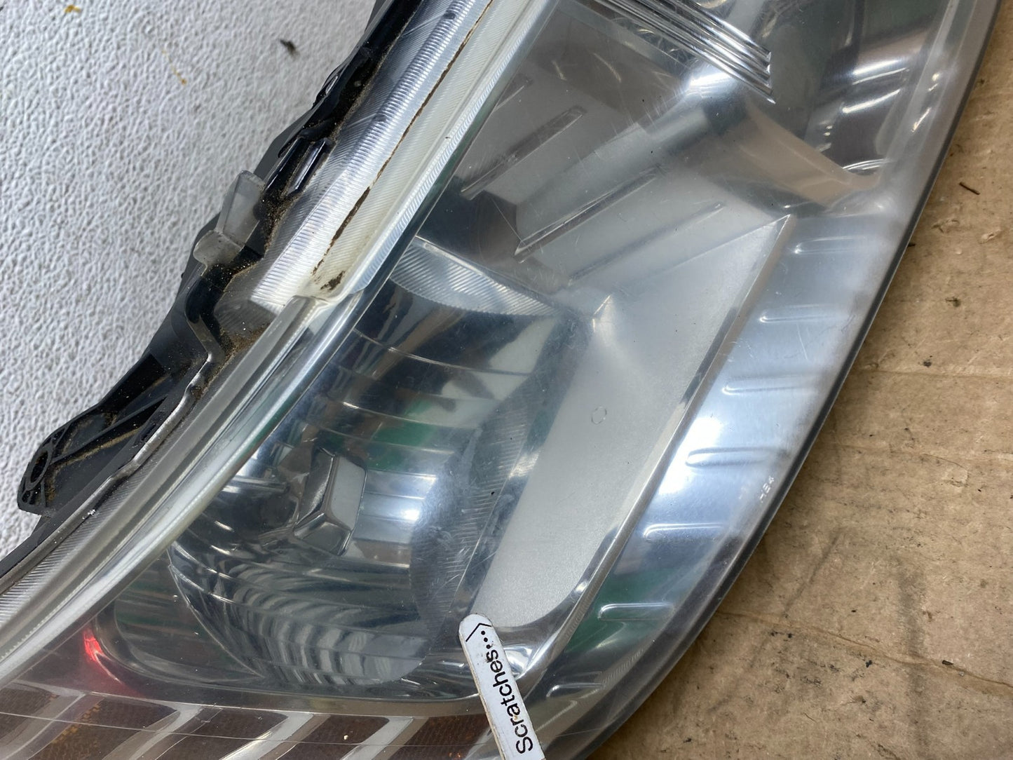 2009 to 2017 Dodge Journey Headlight Right Passenger Rh Halogen AD6338 DW3