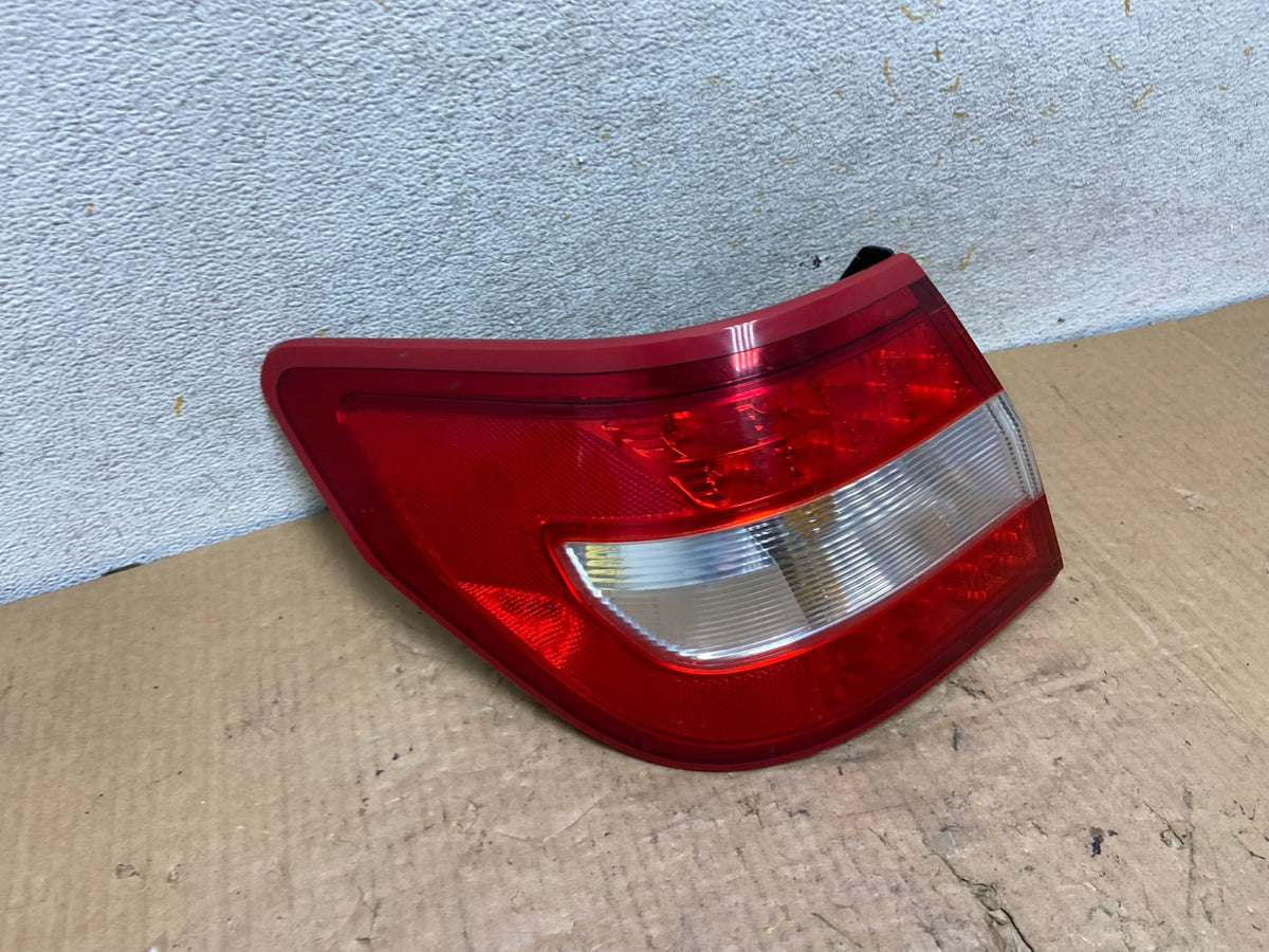 2007 to 2009 Lincoln MKZ Zephyr Left Driver Lh Side Tail Light AI8242 LK2