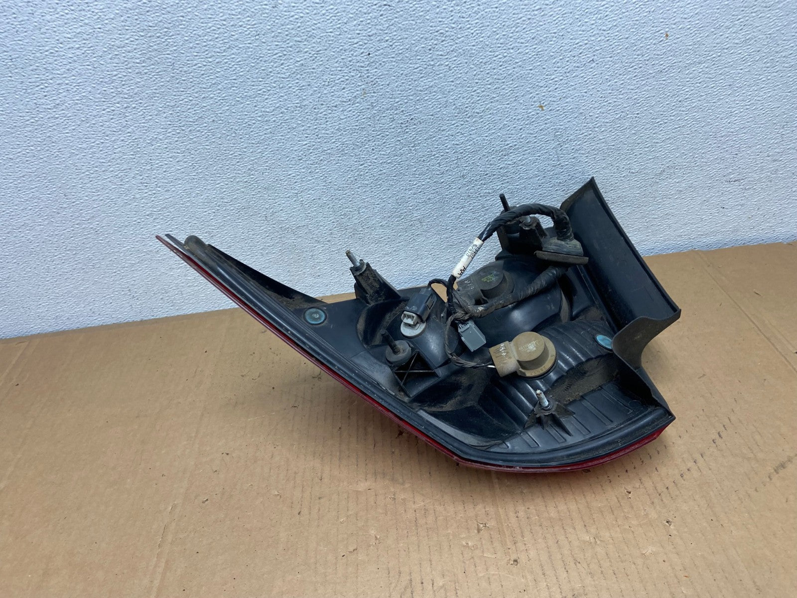 2005 2006 2007 Ford Five Hundred Left Driver Lh Side Tail Light AD0817 LK7