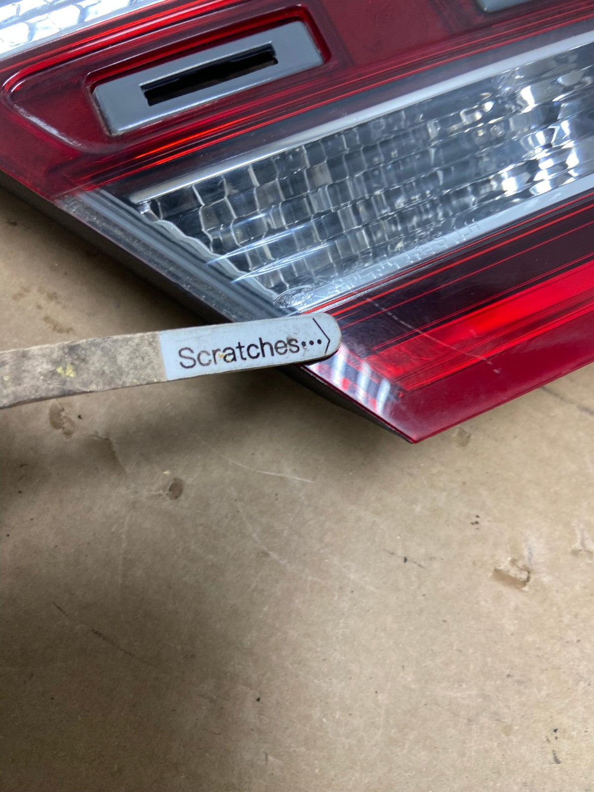 2013 to 2018 Ford Taurus Left Driver Lh Side Tail Light Inner AD3836 LK3