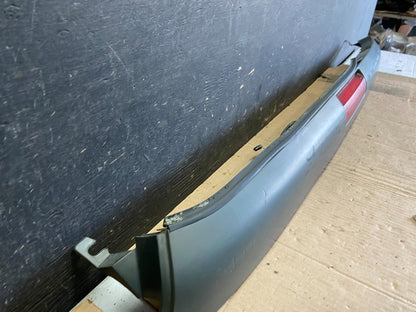 1999 Chevrolet Express 3rd Third Brake Light Trim Spoiler Q0601 DG2