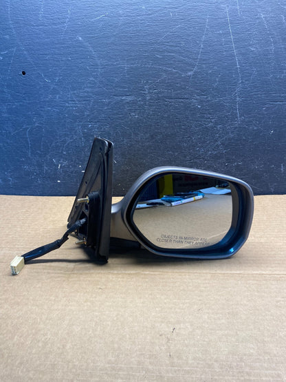2004 to 2006 Scion XB Right Passenger Side View Door Mirror af7729 DG9
