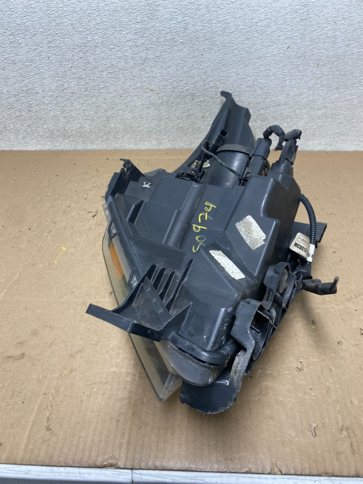 2011 to 2015 Ford Explorer Police Right Passenger Halogen Headlight Oem S0974 DW10