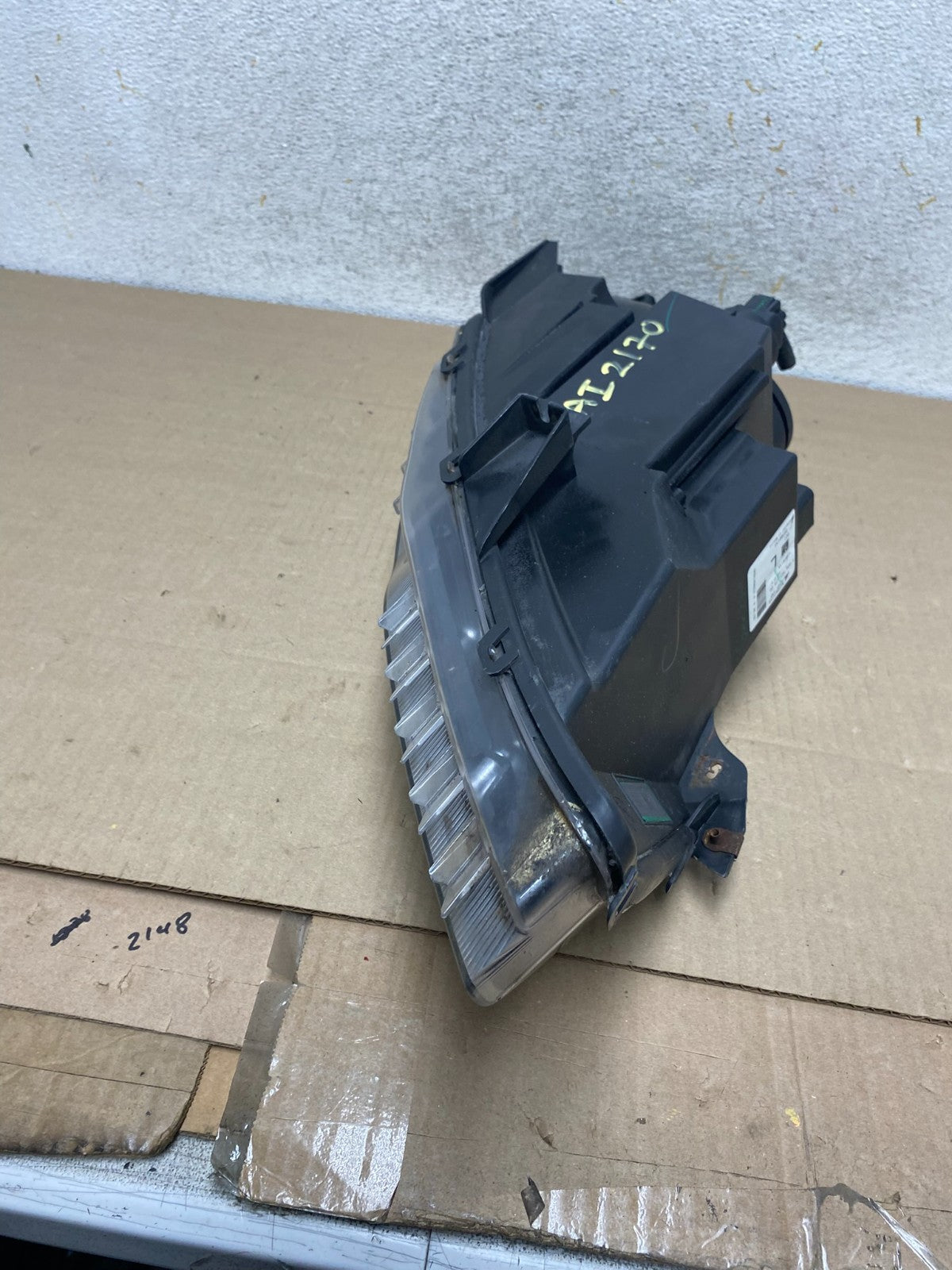 2011 to 2017 Chevrolet Volt Left Driver LH Side Halogen Headlight AI2170 DW5
