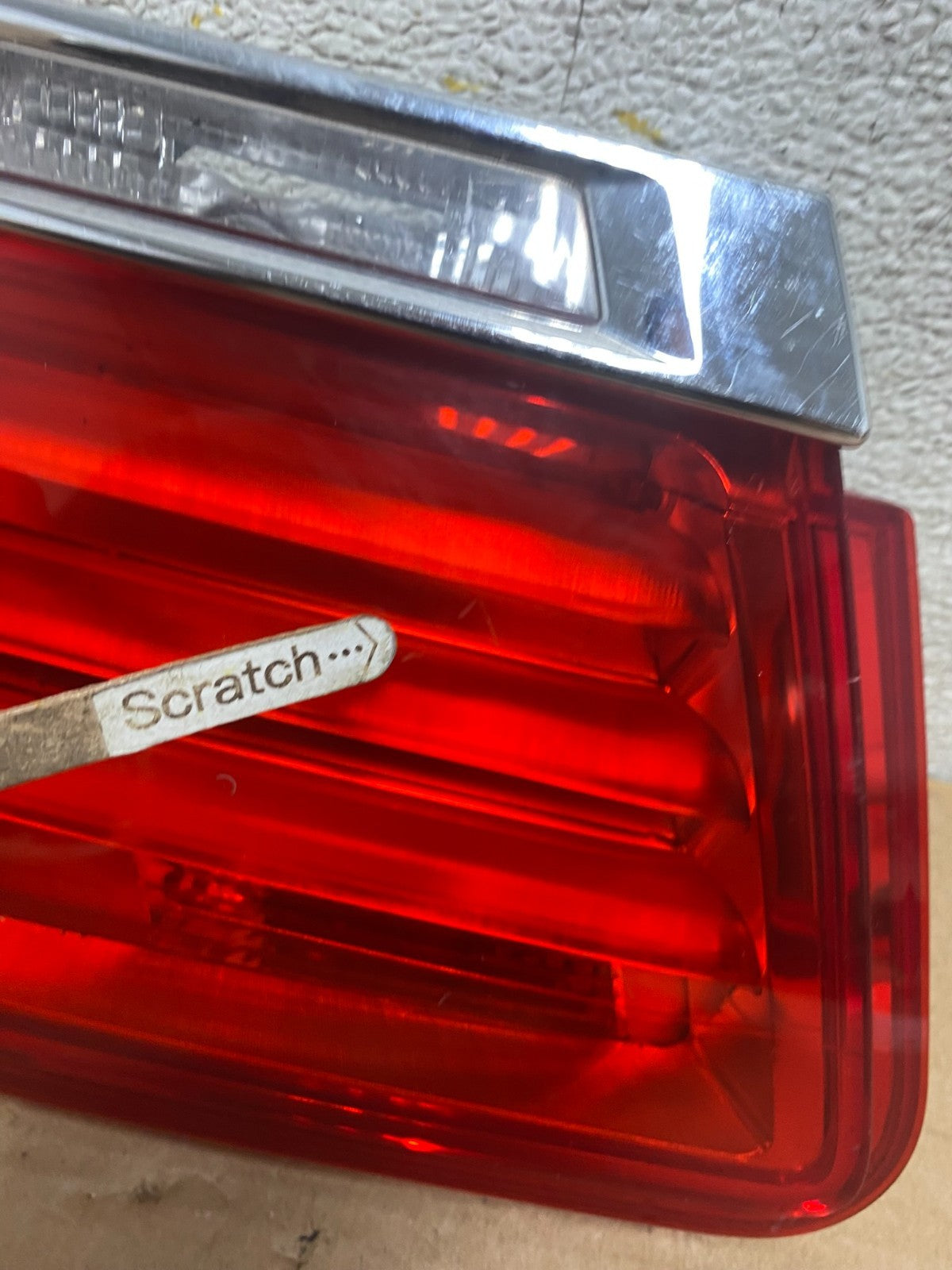 2009-2012 BMW 7-Series F01 F02 750i 750Li Left Driver Inner Tail Light Q9037 DW3