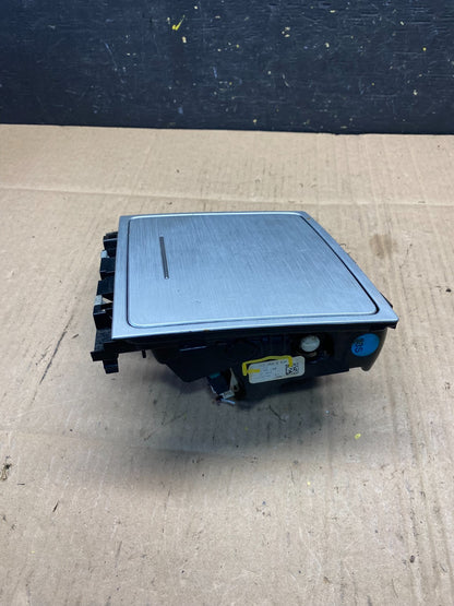 2012 to 2015 Volkswagen Passat Center Console Front Storage Tray Oem P2076 DG3