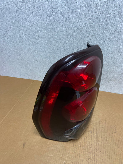 2002 to 2009 Chevrolet Trailblazer Left Driver LH Side Tail Light AD9170 LK2