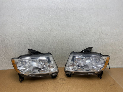 2011-2013 Jeep Grand Cherokee Left+Right Halogen Headlights S5484 DW0