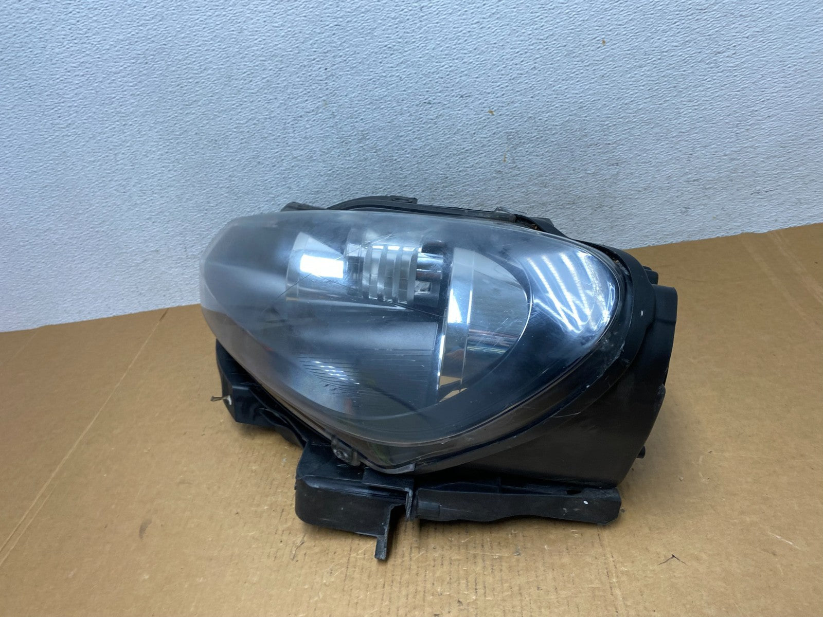2010-2014 Volkswagen Golf MK6 GTI Left Driver LH Halogen Headlight AD9236 DW1