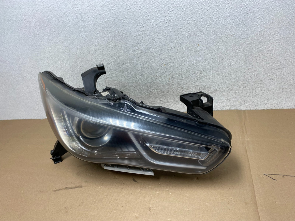 2016-2018 Infiniti QX60 Right Passenger Side Xenon Headlight AG3350 DG1
