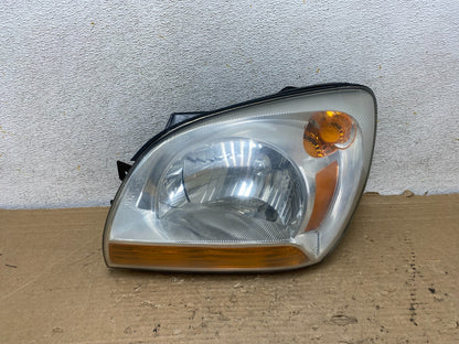 2005 to 2006 Kia Sportage Left Driver LH Halogen Headlight AH9221 DW0