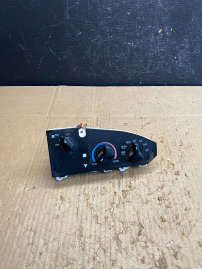 1997-2014 Ford Van Econoline E150 E250 Heater Climate Fan Control ac4829 DG0