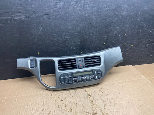 2005 to 2010 Honda Odyssey Radio Climate Control Dash Trim Bezel T8884 DG0