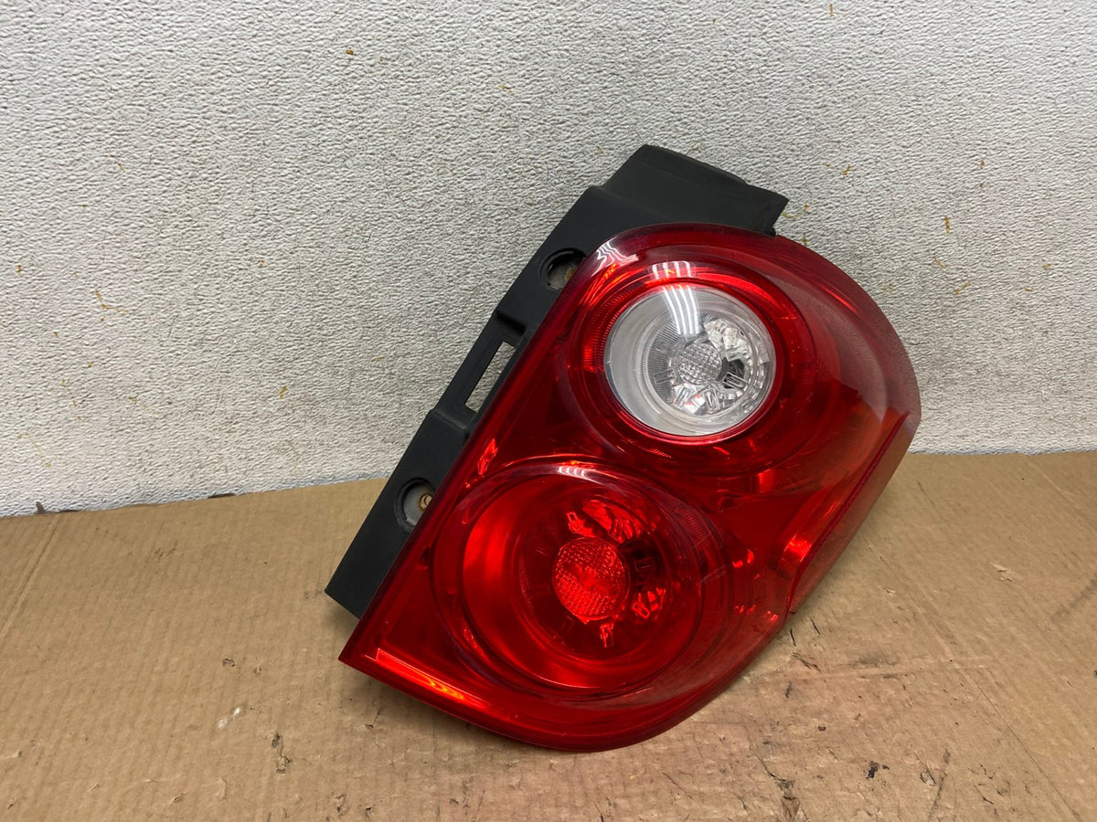 2010 to 2015 Chevrolet Equinox Right Passenger Rh Side Tail Light AI8254 LK0