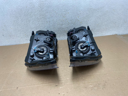 2009 to 2017 Dodge Journey Headlights Left+Right Set Halogen AH9386 DW9