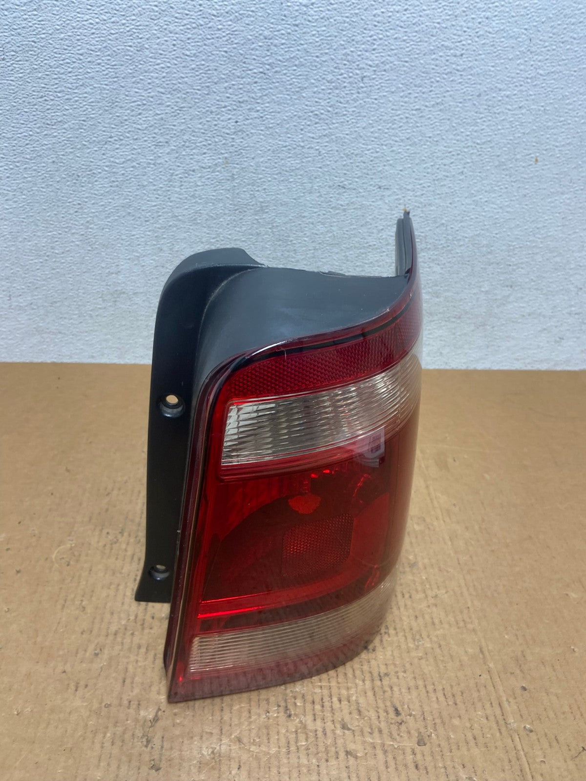 2008 to 2012 Ford Escape Right Passenger RH Side Tail Light AE0451 LK2