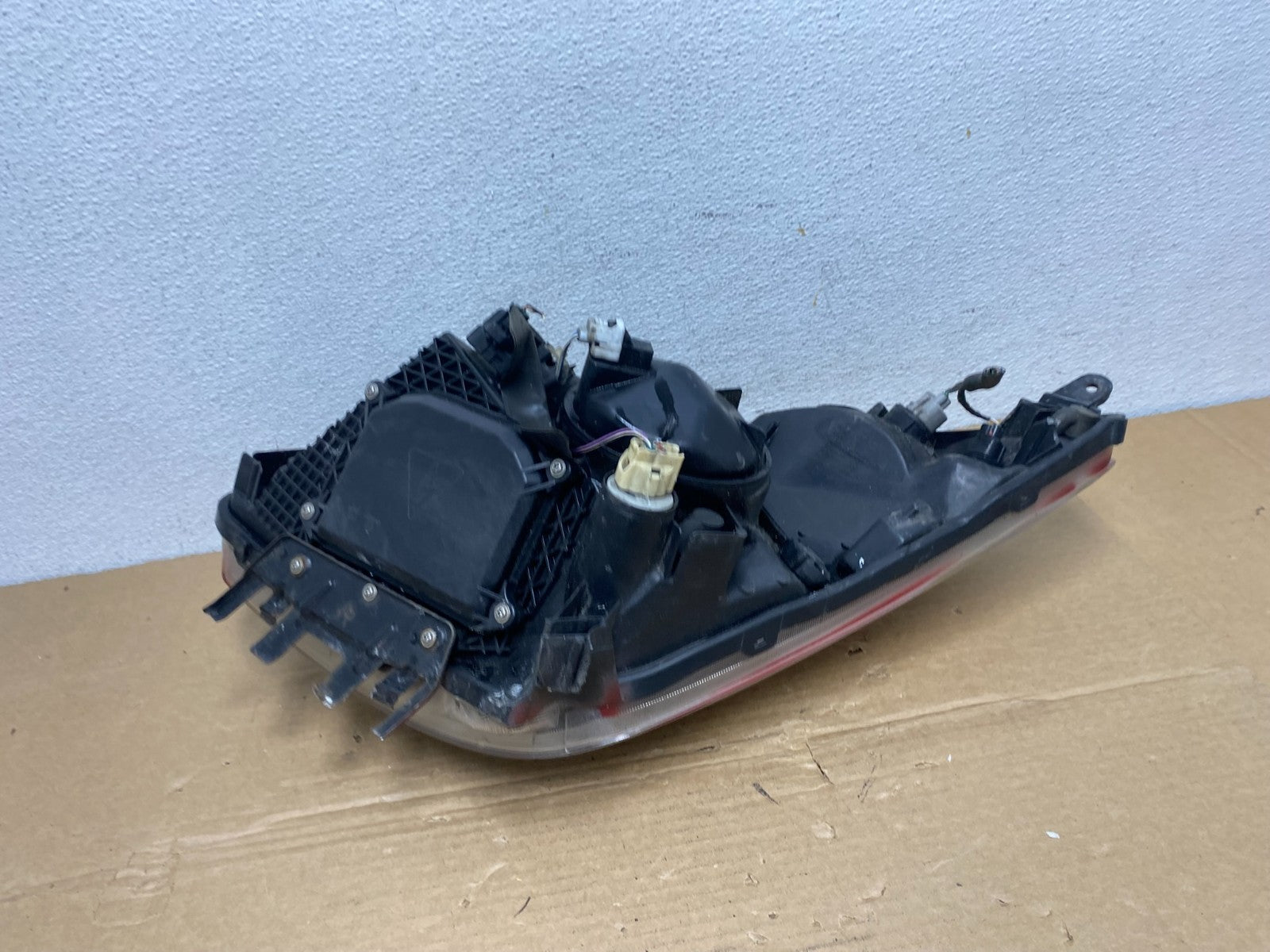 2004 - 2005 Toyota Prius Right Passenger RH Side Headlight Xenon Hid AD3887 DW8