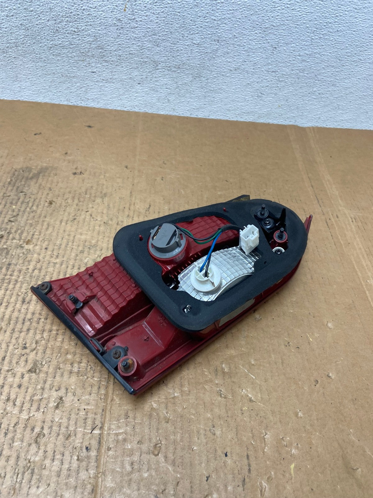 2013-2016 Hyundai Santa fe sport Right Passenger Side Inner Tail Light AE2648 LK5