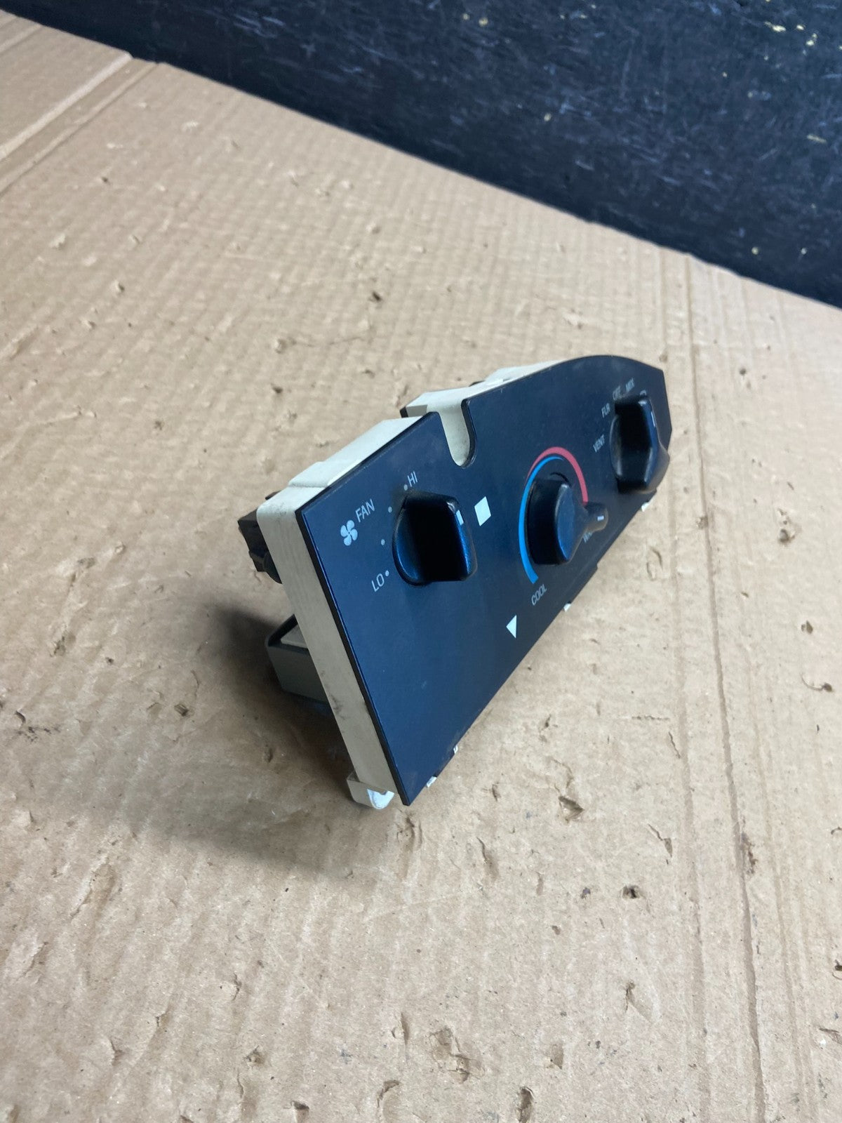 2009-2014 Ford Van Econoline E150 E250 A/C Heater Climate Control AF6281 DG2
