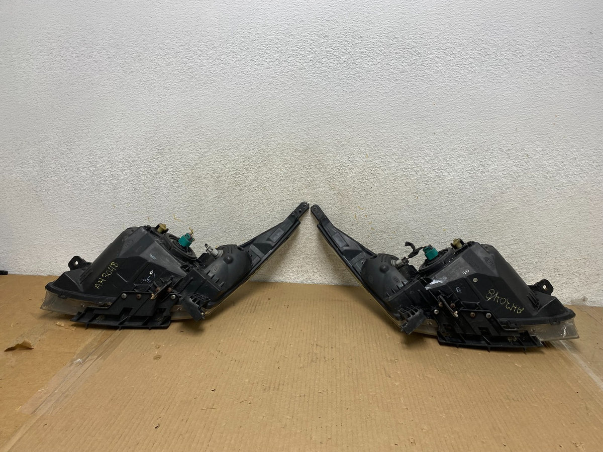 2011 to 2015 Chevrolet Cruze Halogen Left+Right Set Headlights AH3048 DW7