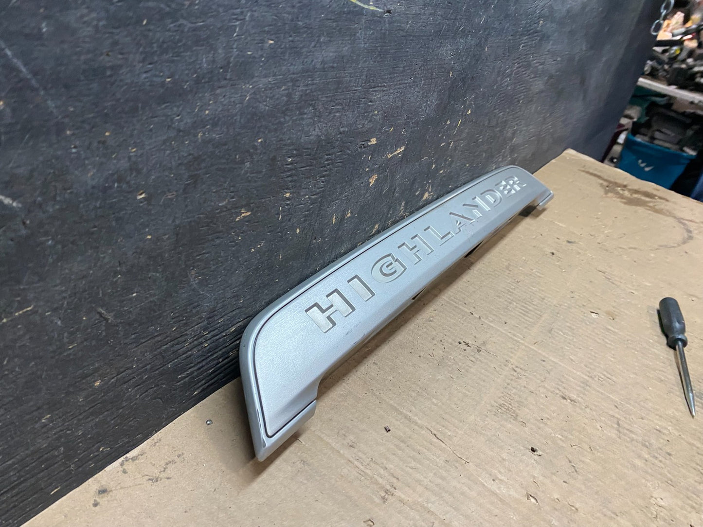 2008 to 2010 Toyota Highlander Rear Liftgate Tailgate Back Door Garnish u6474 DG2