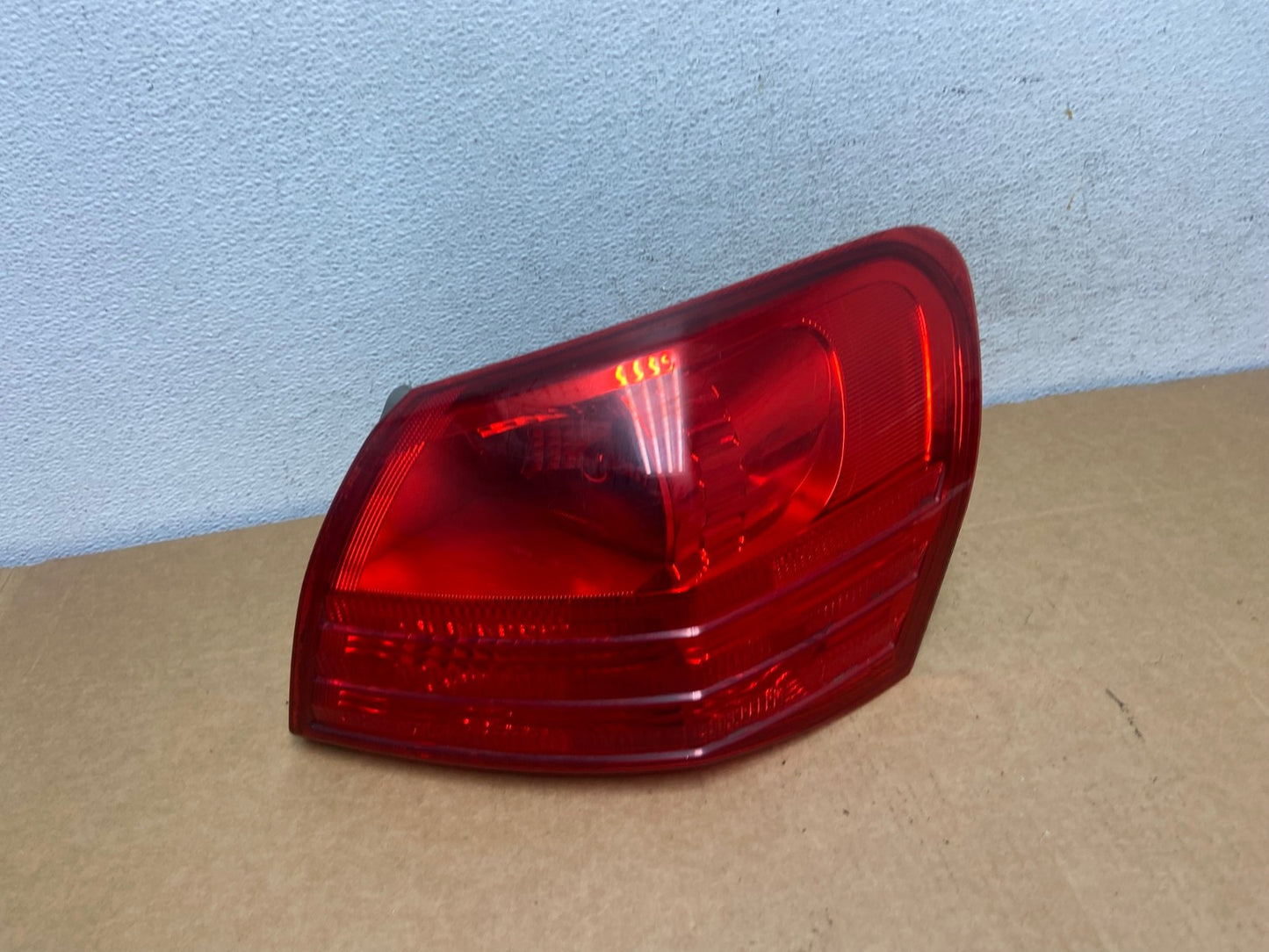 2008 to 2015 Nissan Rogue Right Passenger Rh Side Tail Light AD5317 LK0