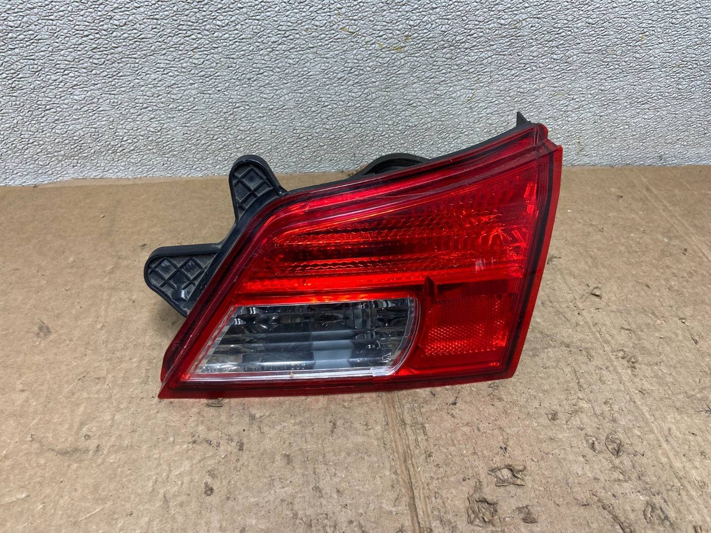 2010 - 2014 Subaru Outback Right Passenger RH Inner Tail Light OEM AB6164 LK0