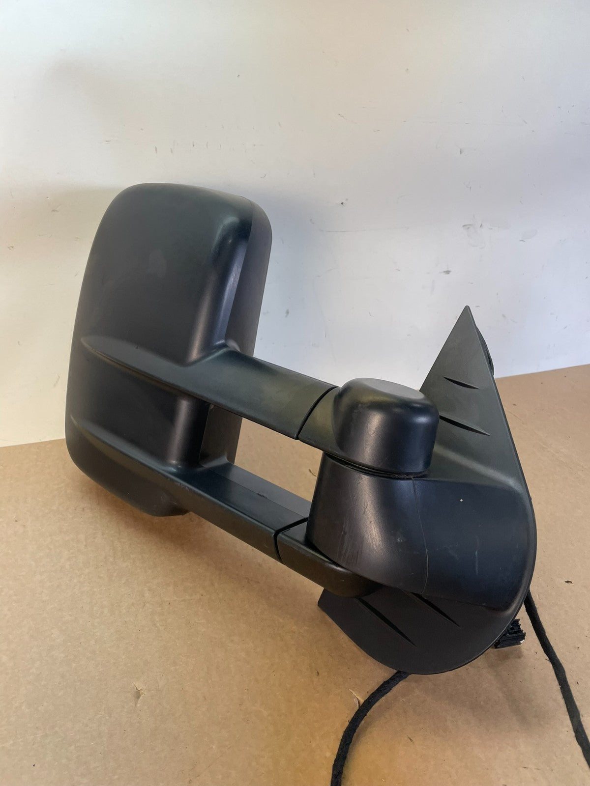 2007 - 2013 Chevrolet Silverado Sierra Right Passenger Side Mirror AG2827 DW1