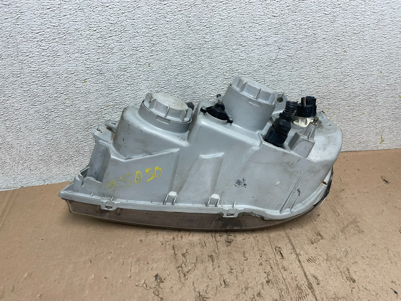 2001 2002 2003 Hyundai XG350 XG Right Passenger Headlight Halogen Oem Q5050 DW14