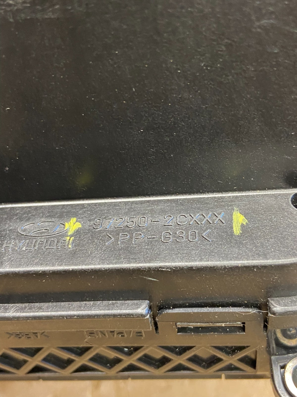 2007-2008 Hyundai Tiburon Center Climate Control Heater A/C AF2016 DG7