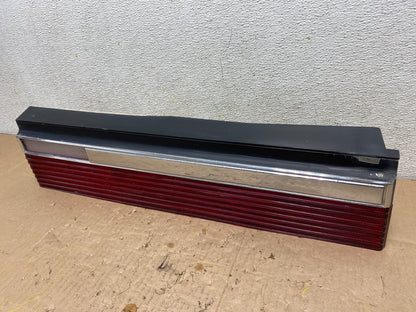 1982 to 1983 Chrysler LeBaron Right Passenger RH Tail Light i4508 DG1 Oem1