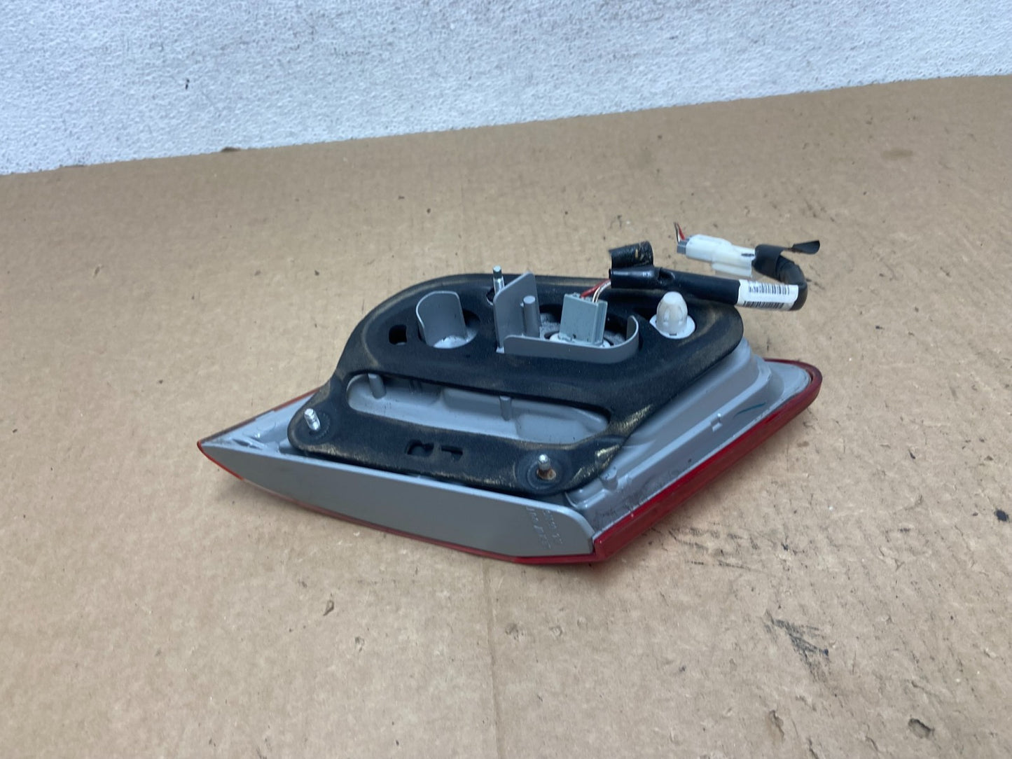 2010 - 2011 Toyota Camry Right Passenger RH Side Inner Tail Light AF97515
