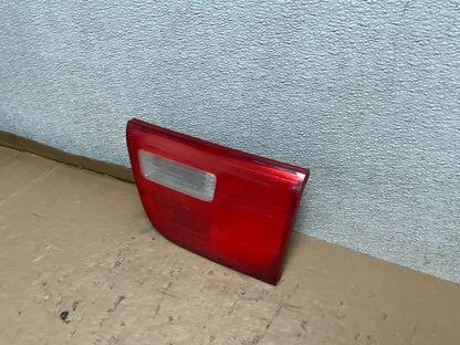 2004-2006 BMW X5 Right Passenger RH Side Inner Tail Light Oem U8857 DW1