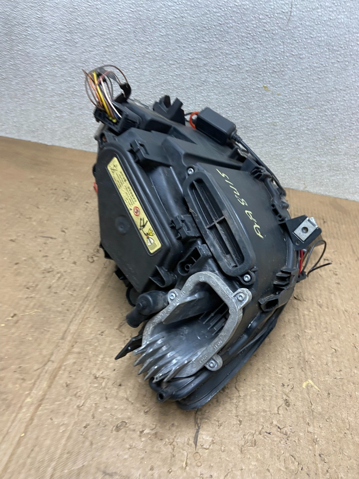 2009-2012 BMW 7-Series 740i 750i Left Driver LH Xenon HID Headlight OE AA8415 DG10