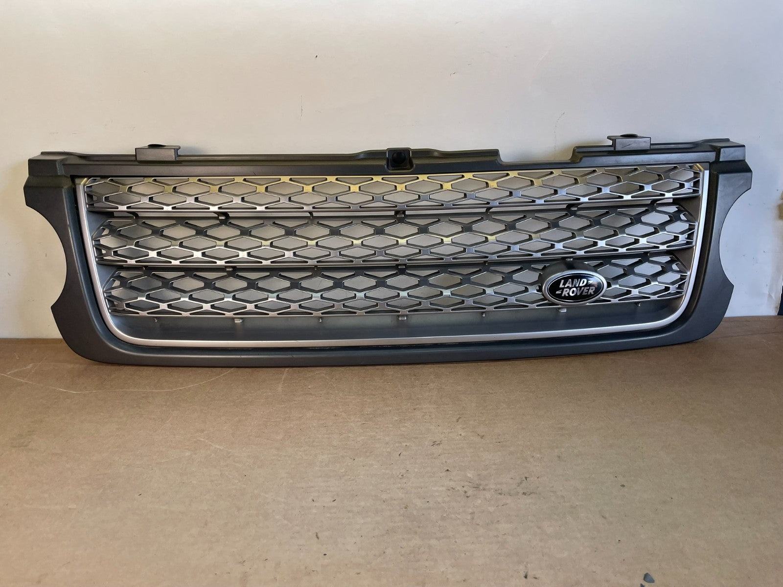 2010 to 2012 Land Rover Range Rover Front Grill Grille AG0837 PS0