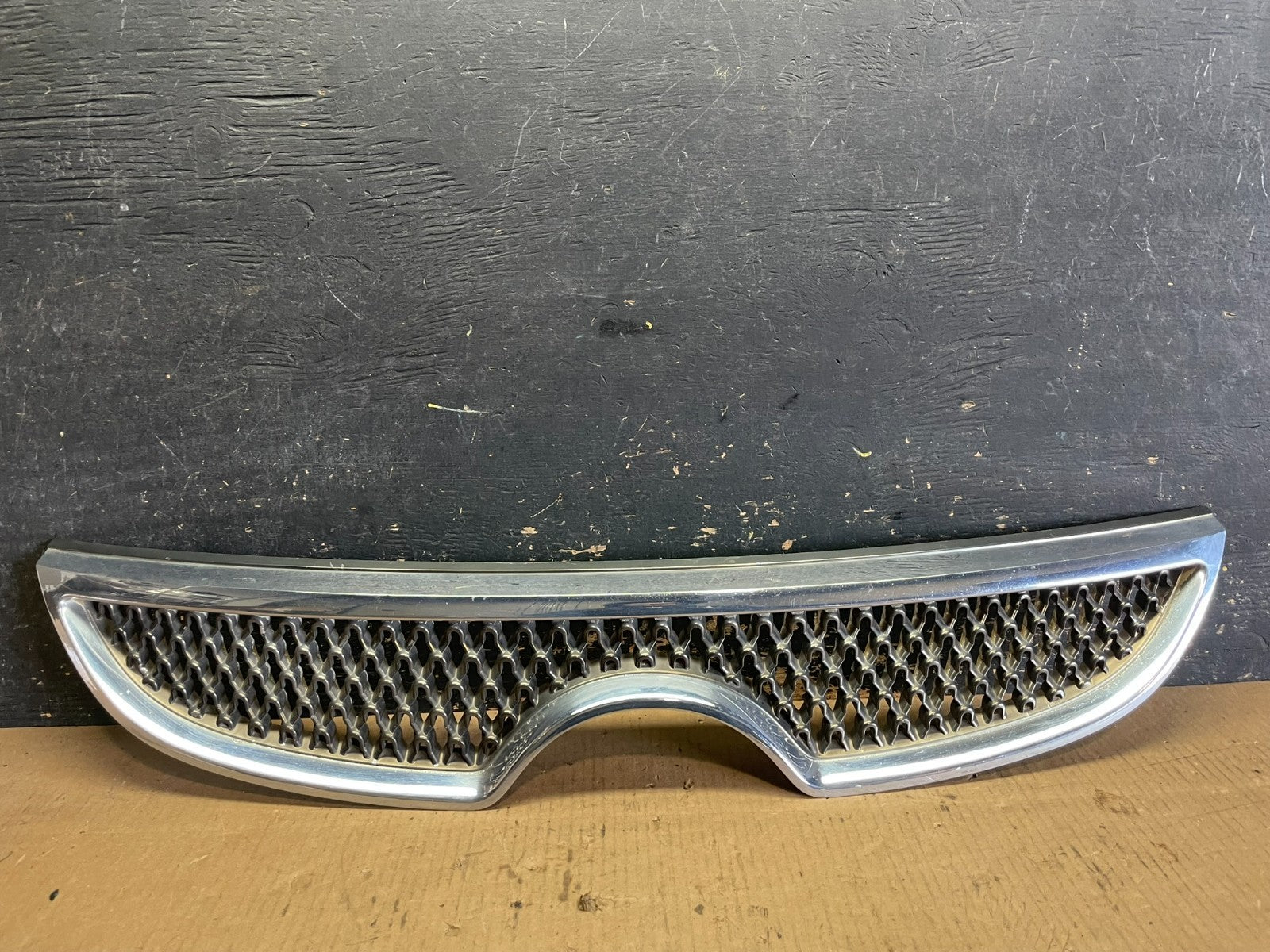 2007 to 2011 Hyundai Veracruz Chrome Grille Grill OEM AA5940 DG0