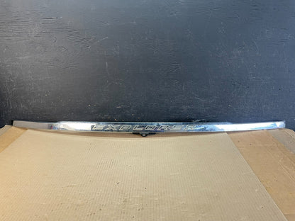2011 to 2014 Ford Explorer Rear Tailgate Gate Trim Molding With Camera ae3439 DG0