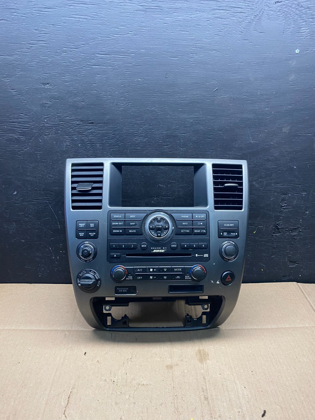 2008 to 2012 Nissan Armada Bose Radio CD Player A/C Climate Control OEM P2026 DG0