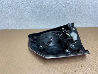 2005 2006 2007 Chrysler 300 Right Passenger Rh Side Tail Light Oem AC4050 LK6