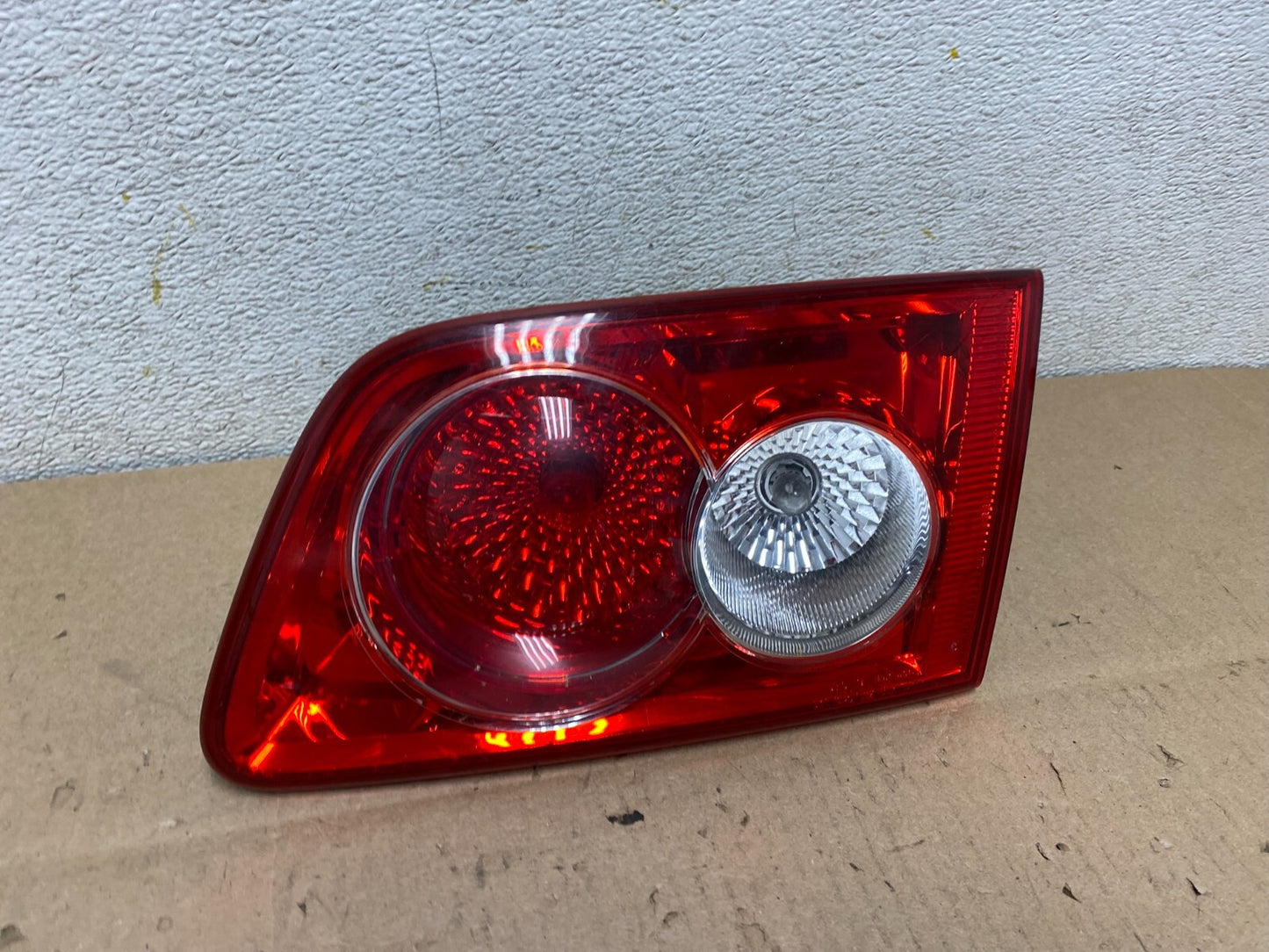 2003 2004 2005 Mazda 6 Right Passenger Inner Tail Light Taillight AD2512 LK0