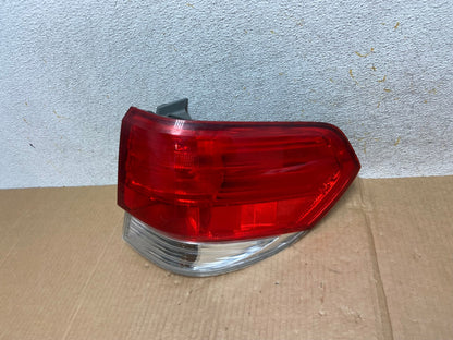 2008 2009 2010 Honda Odyssey Right Passenger Side Tail Light AI57621