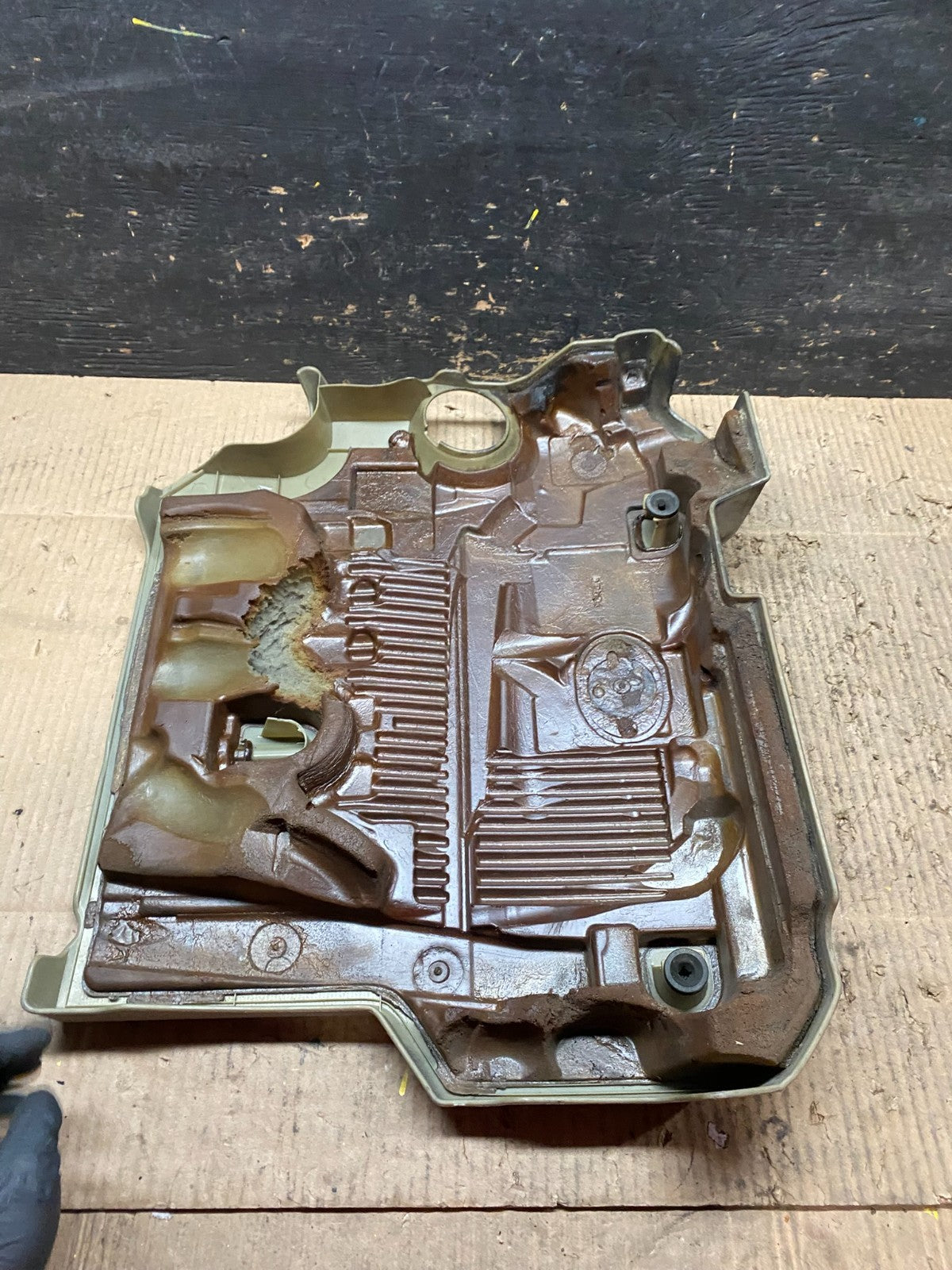 2008 to 2010 Toyota Highlander RAV4 Top Engine Cover Lid T9942 DG6