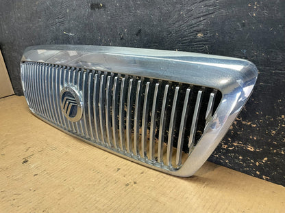 2003 to 2005 Mercury Grand Marquis Front Upper Grill Grille OEM aa5892 DG2