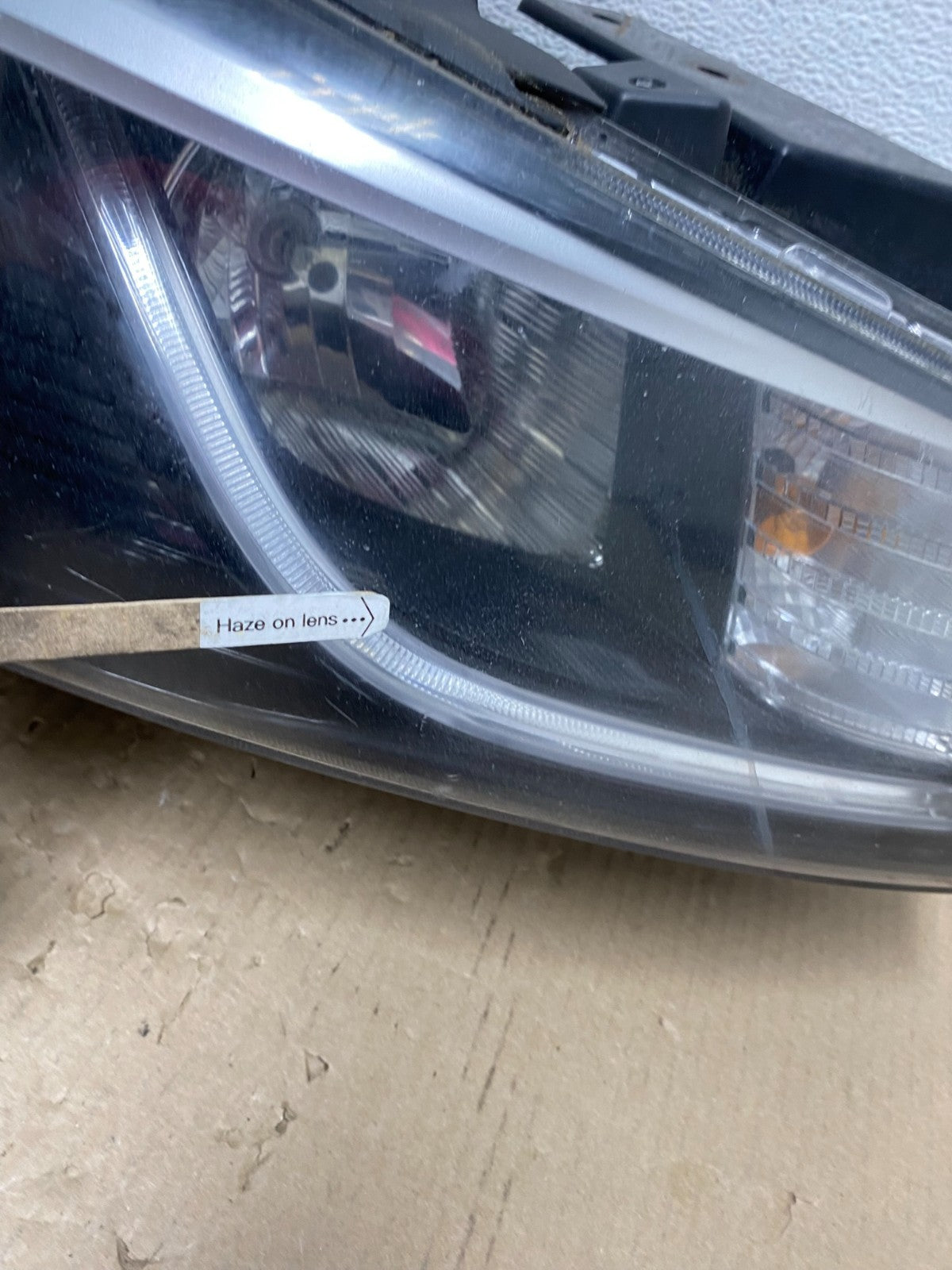 2015-2018 Kia Sedona Right Passenger RH Side Headlight Halogen AE9785 DW5