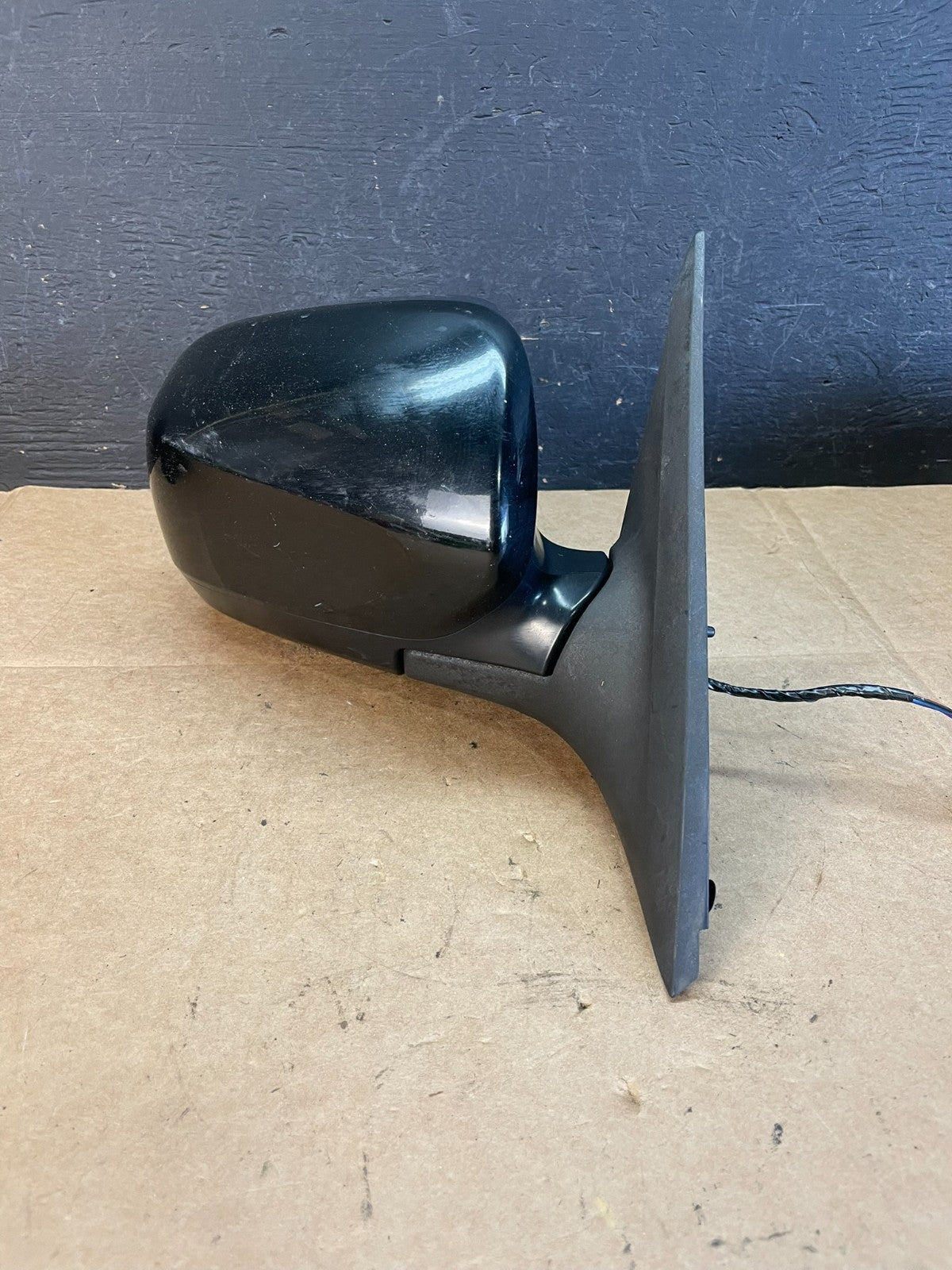 2009 to 2010 Subaru Forester Right Passenger View Power Door Mirror AE0988 DW1