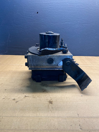 Wabco ABS Pump Hydraulic W/ Module P/N 4460470002 ab7011 DG4