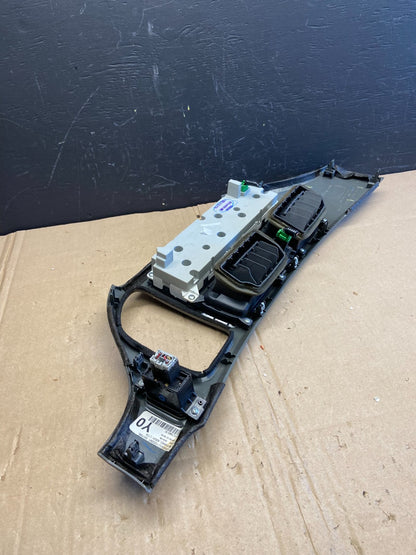 2005 to 2010 Honda Odyssey  Radio Climate Control Dash Trim Bezel ab8851 DG2
