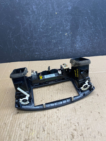 2006 - 2009 Hyundai Accent Center Radio Hazard Air Vent Bezel AD1912 DG4