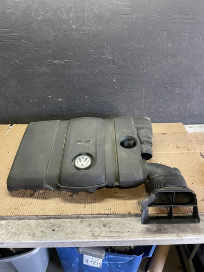 2011 to 2014 Volkswagen Jetta Beetle 2.5L Passat Engine Cover 07k129601G M27250